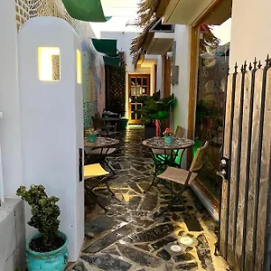 Aires Mediterraneos San Juan